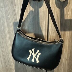 Black MLB NY Women's Bag